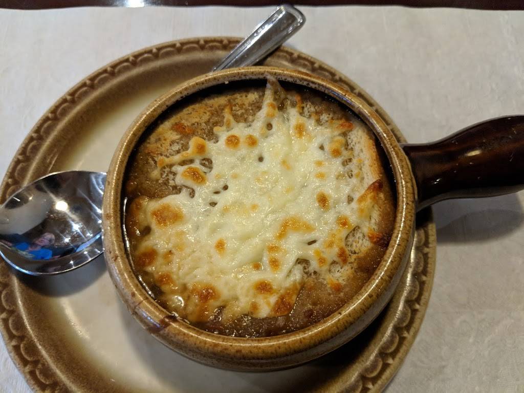 Luna Pizzeria Restaurant | restaurant | 365 Stewart Blvd, Brockville, ON K6V 4W9, Canada | 6133428333 OR +1 613-342-8333