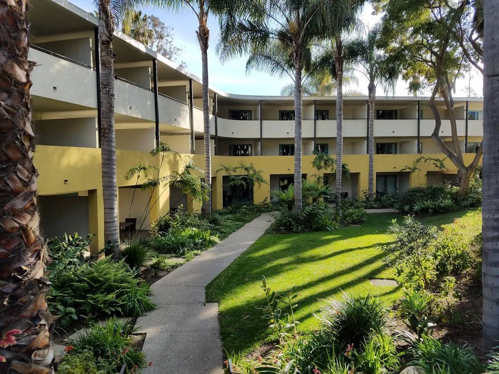 Lemon Tree Inn | restaurant | 2819 State St, Santa Barbara, CA 93105, USA | 8056876444 OR +1 805-687-6444