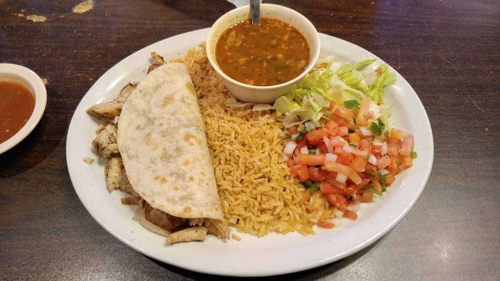 Elenas | Mexican Restaurant | restaurant | 1865 College St, Beaumont, TX 77701, USA | 4098321203 OR +1 409-832-1203