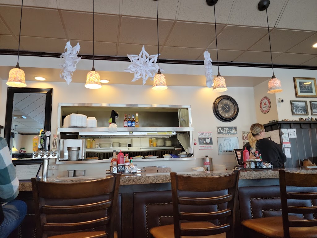 Wolffys Breakfast Burgers and Brew | restaurant | 12807 W 14th Ave, Airway Heights, WA 99001, USA | 5093689749 OR +1 509-368-9749