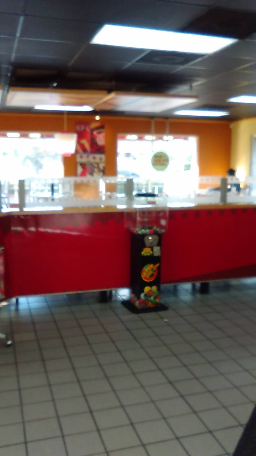 KFC | restaurant | 6100 N Kings Hwy, Myrtle Beach, SC 29577, USA | 8434492165 OR +1 843-449-2165