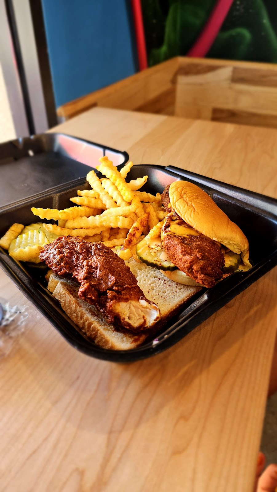 Daves Hot Chicken | restaurant | 4550 Tassajara Rd, Dublin, CA 94568, USA | 9255745660 OR +1 925-574-5660