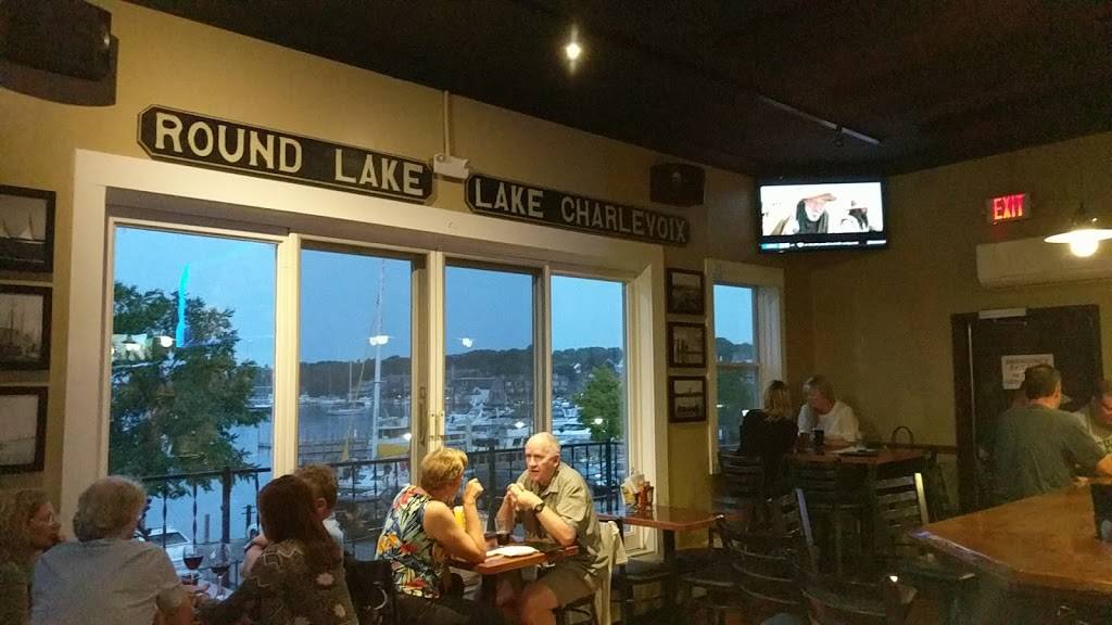 Bridge Street Tap Room | restaurant | 202 Bridge St, Charlevoix, MI 49720, USA | 2314373466 OR +1 231-437-3466