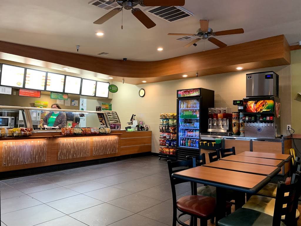 Subway | restaurant | 17820 CA-120, Groveland, CA 95321, USA | 2099620948 OR +1 209-962-0948