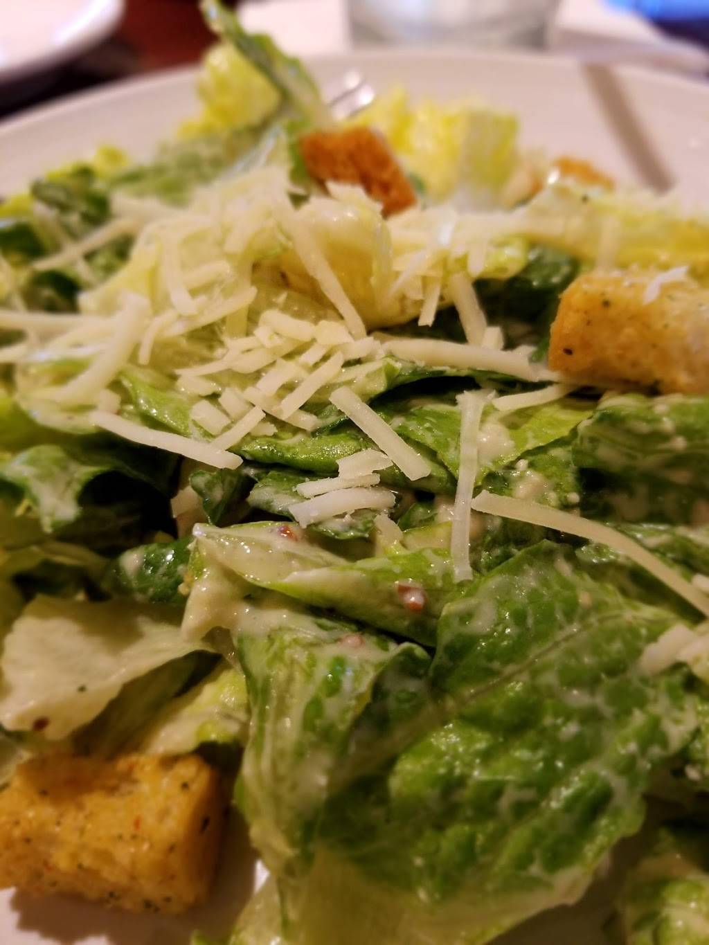 Carrabbas Italian Grill | restaurant | 3210 Tillman Dr, Bensalem, PA 19020, USA | 2152453555 OR +1 215-245-3555