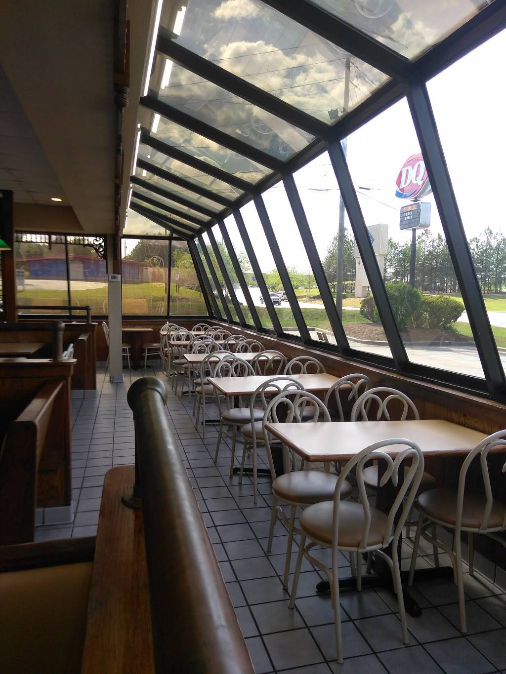 DQ Grill & Chill Restaurant | restaurant | 4760 Log Cabin Dr, Macon, GA 31206, USA | 4787885223 OR +1 478-788-5223