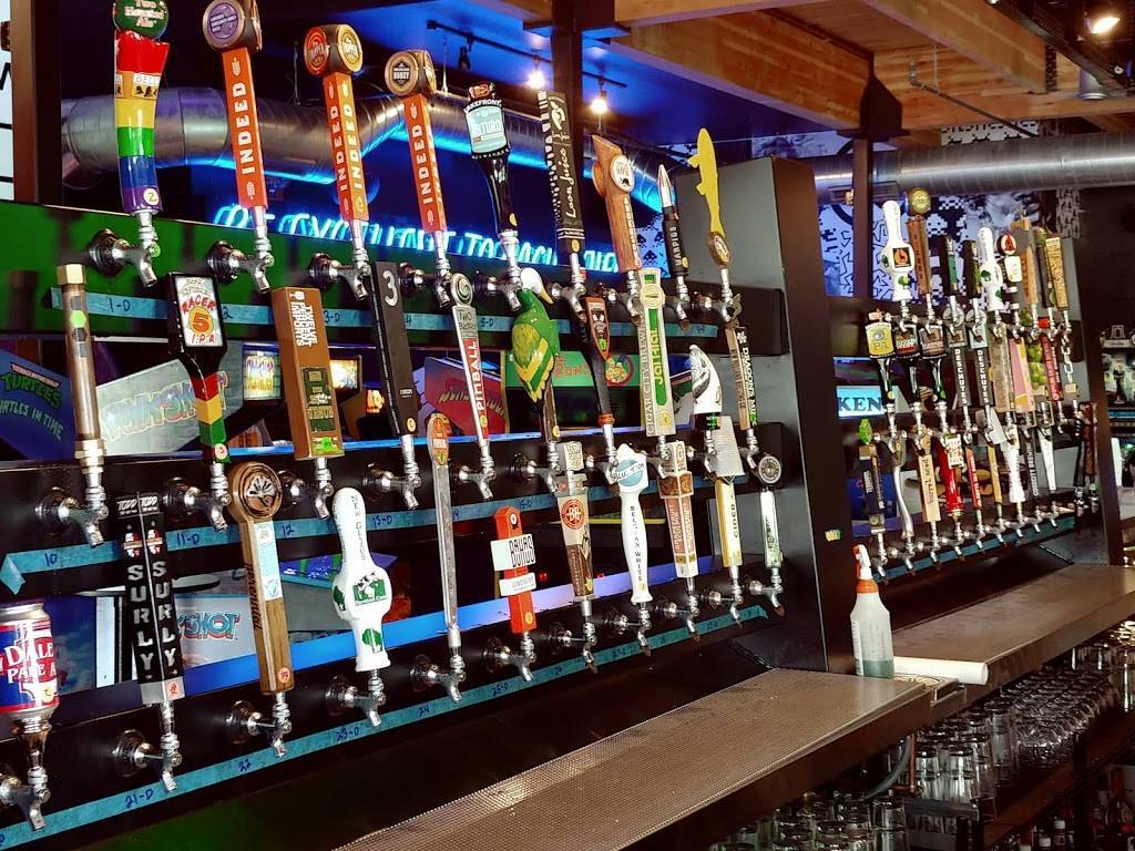 Up-Down MKE | restaurant | 615 E Brady St, Milwaukee, WI 53202, USA | 4145850880 OR +1 414-585-0880