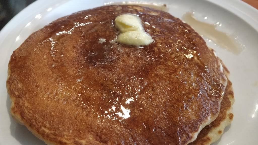 Hamburg Inn No. 2 East Side | restaurant | 2221 Rochester Ave, Iowa City, IA 52245, USA | 3195192500 OR +1 319-519-2500