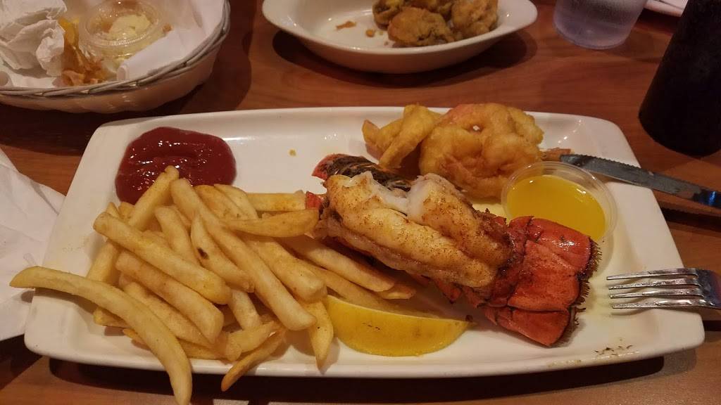 Harbor House Restaurant | restaurant | 34250 Groesbeck Hwy, Clinton Twp, MI 48035, USA | 5867916070 OR +1 586-791-6070