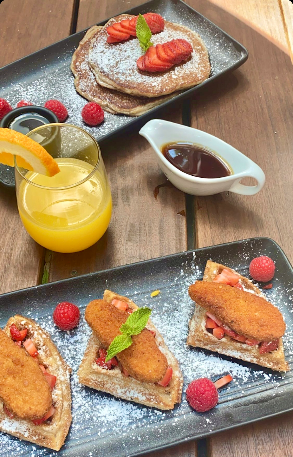 Stache West Hollywood | restaurant | 8941 Santa Monica Blvd, West Hollywood, CA 90069, USA | 3104020770 OR +1 310-402-0770