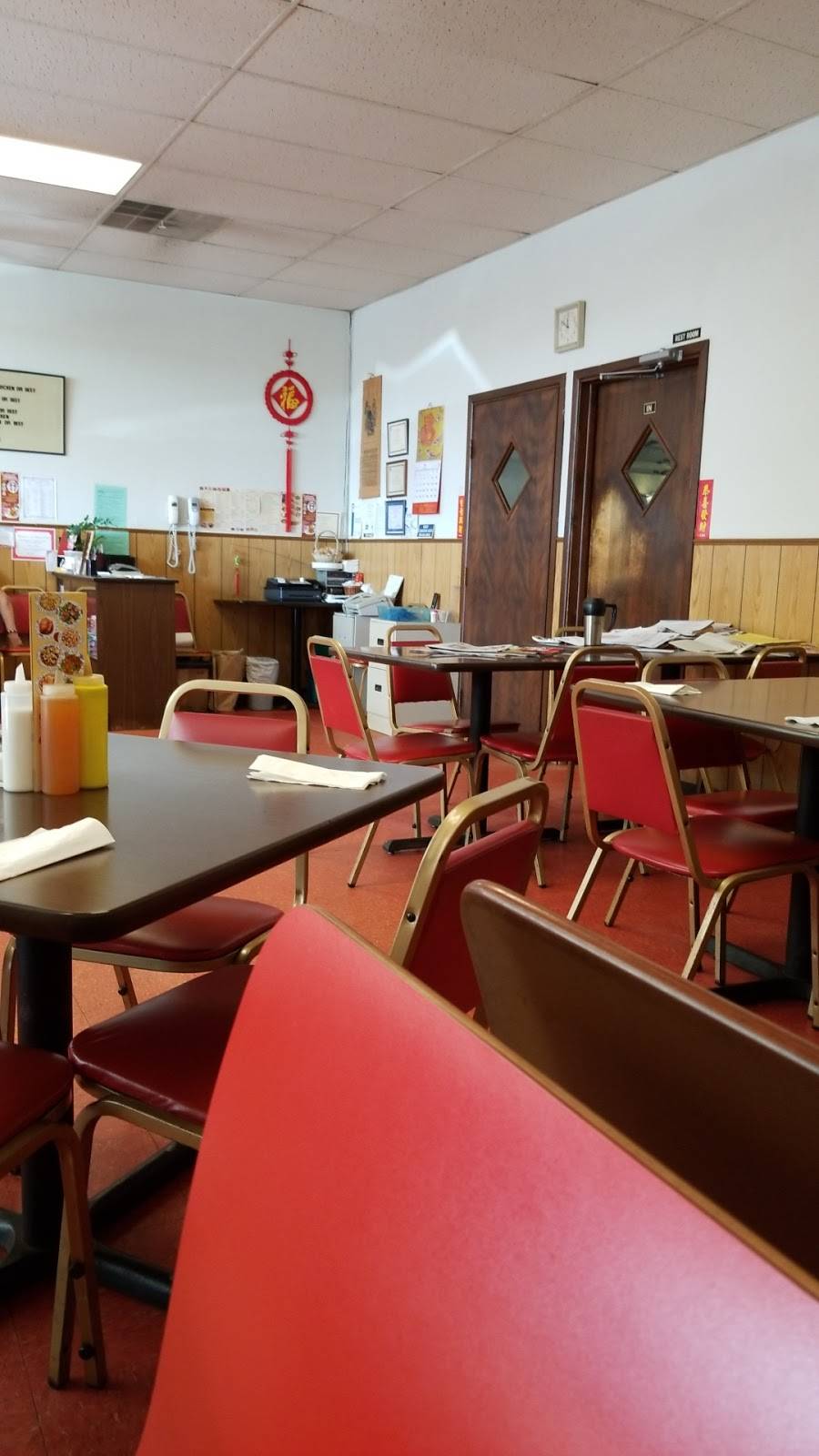 China House | restaurant | 2 IL-59, Warrenville, IL 60555, USA | 6303933828 OR +1 630-393-3828