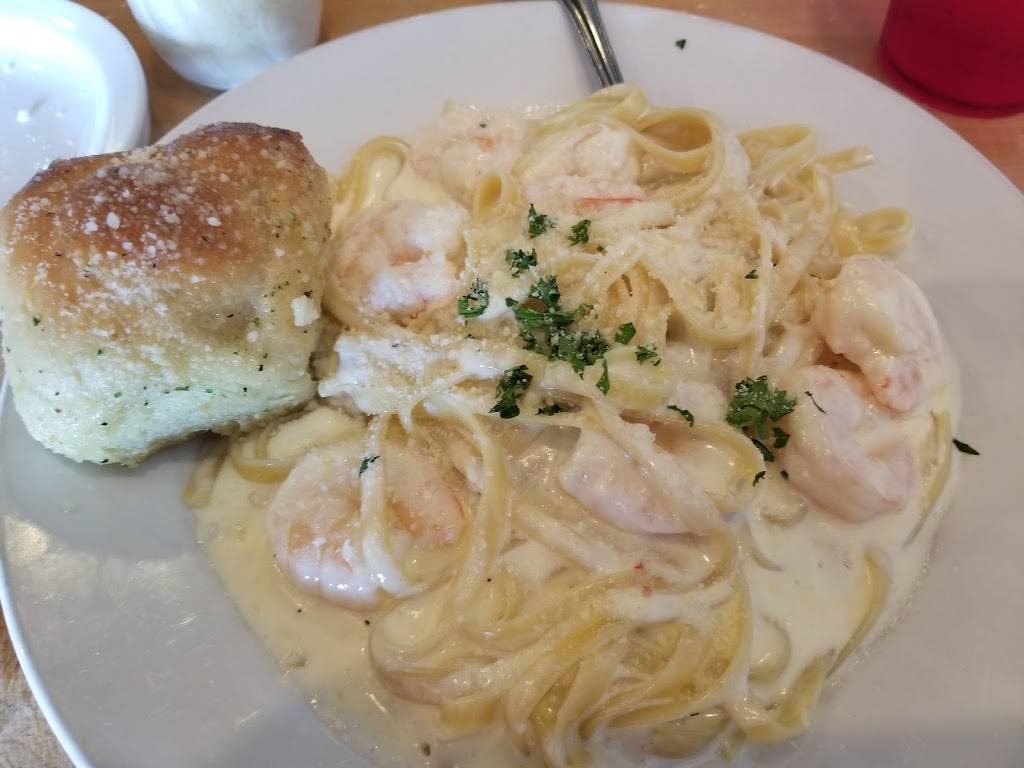 Il Forno Pasta & Pizza | restaurant | 3268 Forum Blvd, Fort Myers, FL 33905, USA | 2392757777 OR +1 239-275-7777