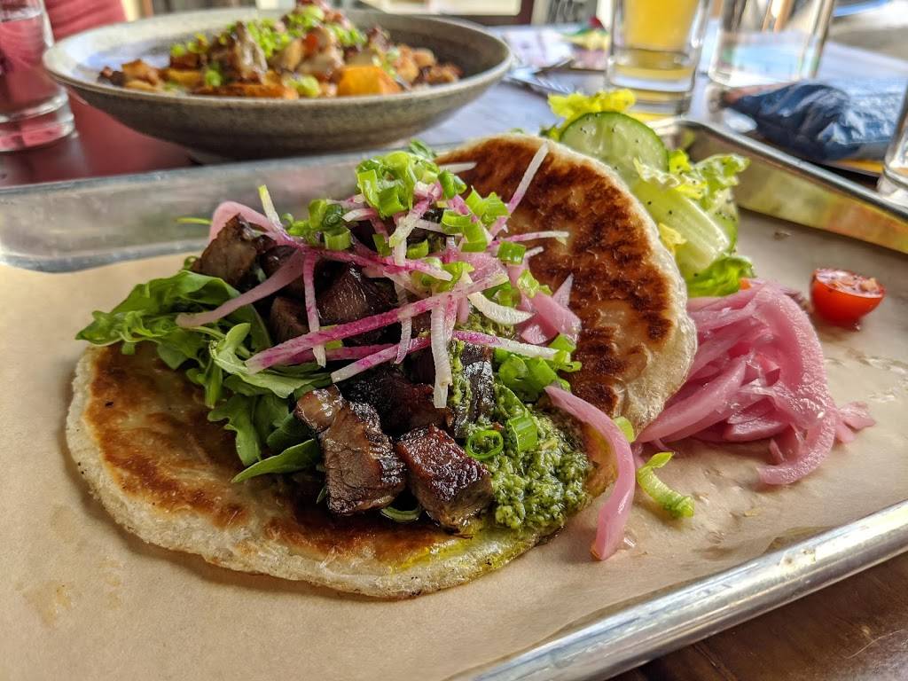 Spinning Bones | restaurant | 1205 Park St, Alameda, CA 94501, USA | 5102639290 OR +1 510-263-9290