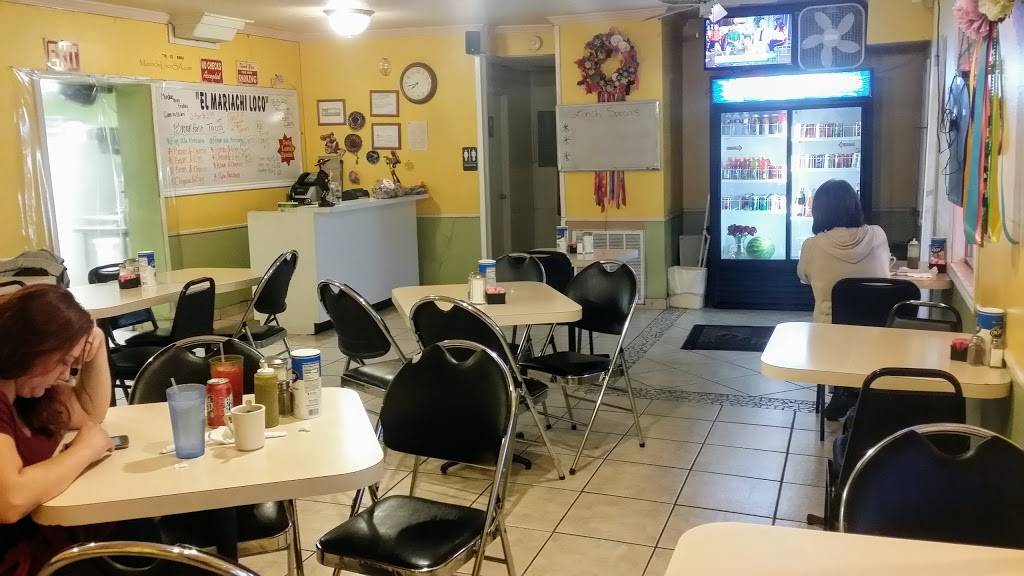 El Mariachi Loco | restaurant | 610 Isom Rd, San Antonio, TX 78216, USA | 2109790457 OR +1 210-979-0457