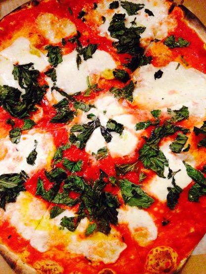 Pizza at the Brick Oven | restaurant | 3223, 122 Howe St, New Haven, CT 06511, USA | 2037774444 OR +1 203-777-4444