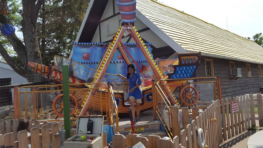 Taqueria Los Cocos | restaurant | 503 Dundee Ave, East Dundee, IL 60118, USA | 8474280077 OR +1 847-428-0077