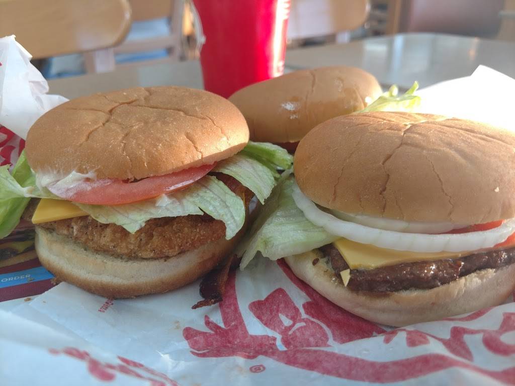 Wendys | restaurant | 12701 W Bell Rd, Surprise, AZ 85378, USA | 6235836271 OR +1 623-583-6271