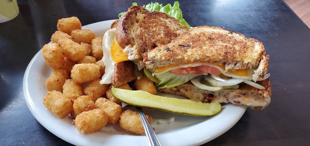 Falls Market Restaurant & Inn | restaurant | 69 Main St, Ohiopyle, PA 15470, USA | 7243294973 OR +1 724-329-4973