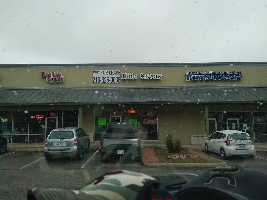 Little Caesars Pizza | meal takeaway | 286 Singing Oaks, Spring Branch, TX 78070, USA | 8304384977 OR +1 830-438-4977