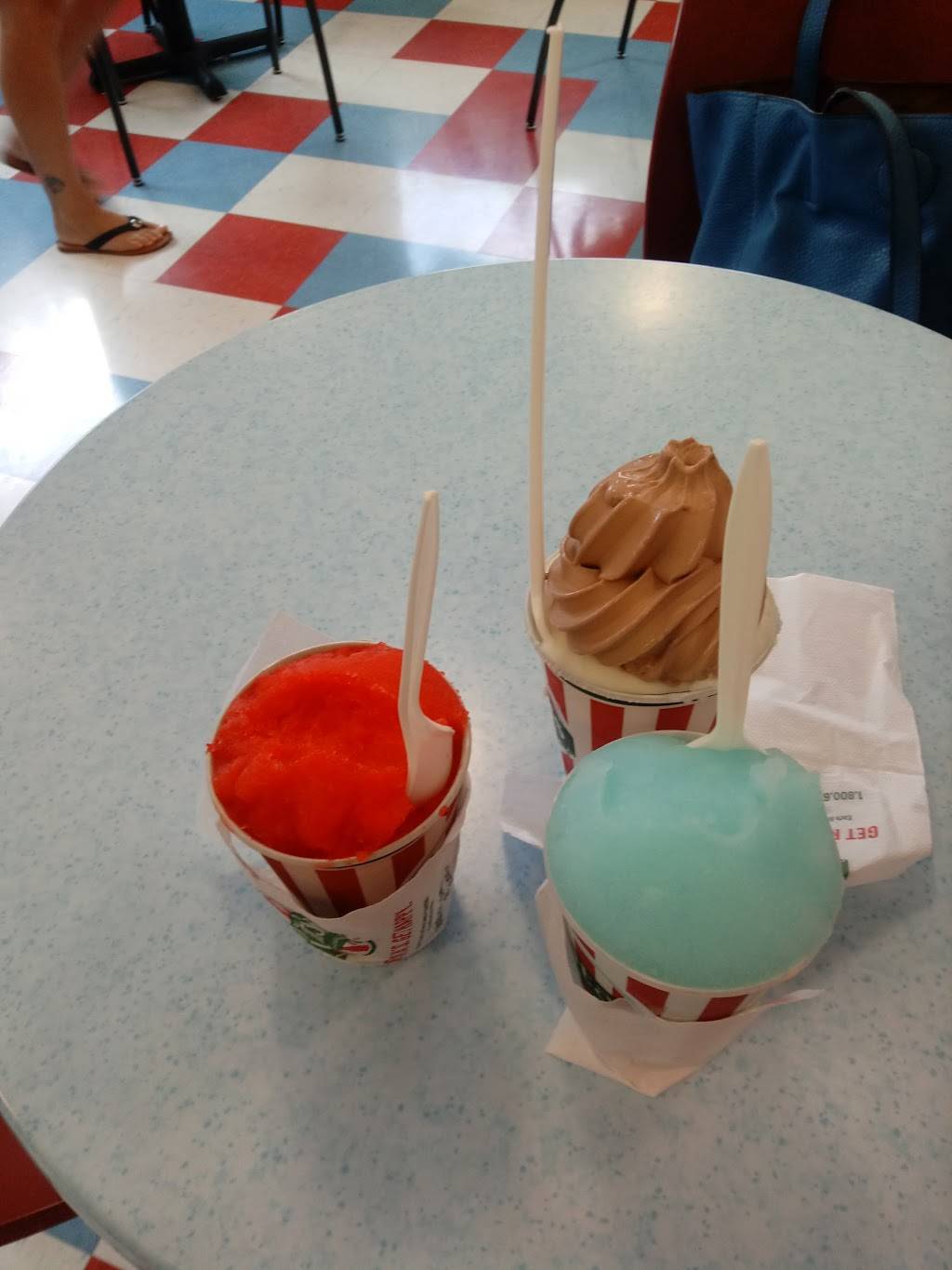 Ritas Italian Ice & Frozen Custard | restaurant | 1055 National Hwy, La Vale, MD 21502, USA | 2403627109 OR +1 240-362-7109
