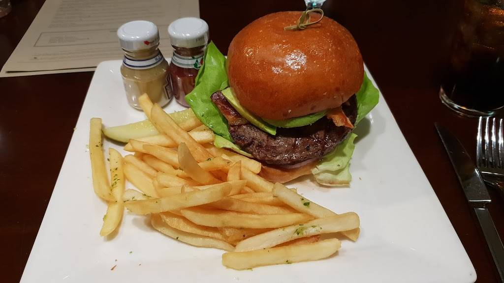 Grill & Vine | restaurant | 1 Old Bayshore Hwy, Millbrae, CA 94030, USA | 6508728141 OR +1 650-872-8141