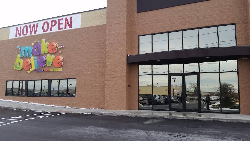 Make Believe Family Fun Center | restaurant | 8303 Day Dr, Parma, OH 44129, USA | 4403855500 OR +1 440-385-5500