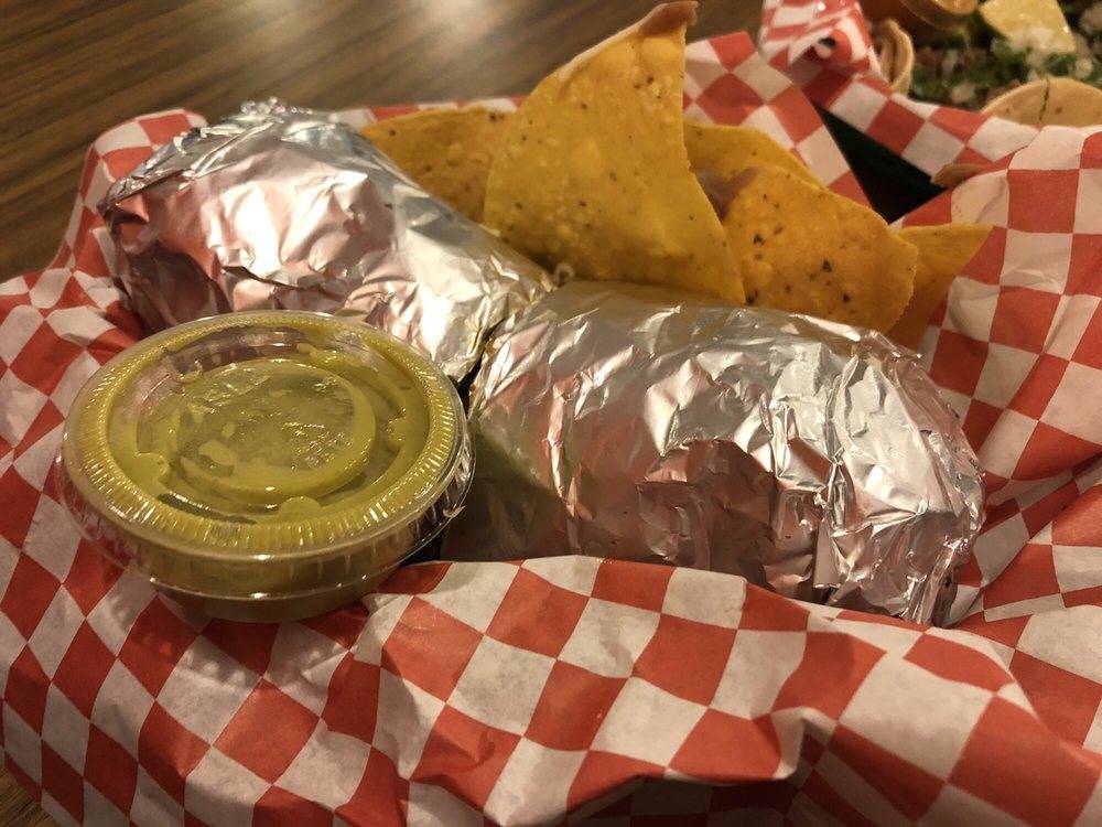 Tacos El Paraíso | restaurant | 8000 36th Ave N, Minneapolis, MN 55427, USA | 6123823783 OR +1 612-382-3783