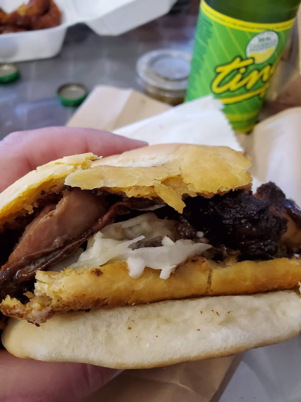 Allwyns Bakery | restaurant | 976 The Queensway, Etobicoke, ON M8Z 1P6, Canada | 6473510688 OR +1 647-351-0688