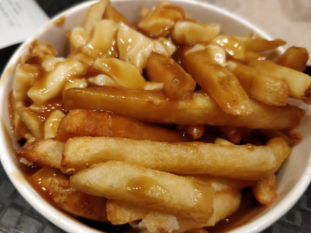 Harveys | restaurant | 266 Queens Quay W, Toronto, ON M5J 1B5, Canada | 4165967292 OR +1 416-596-7292