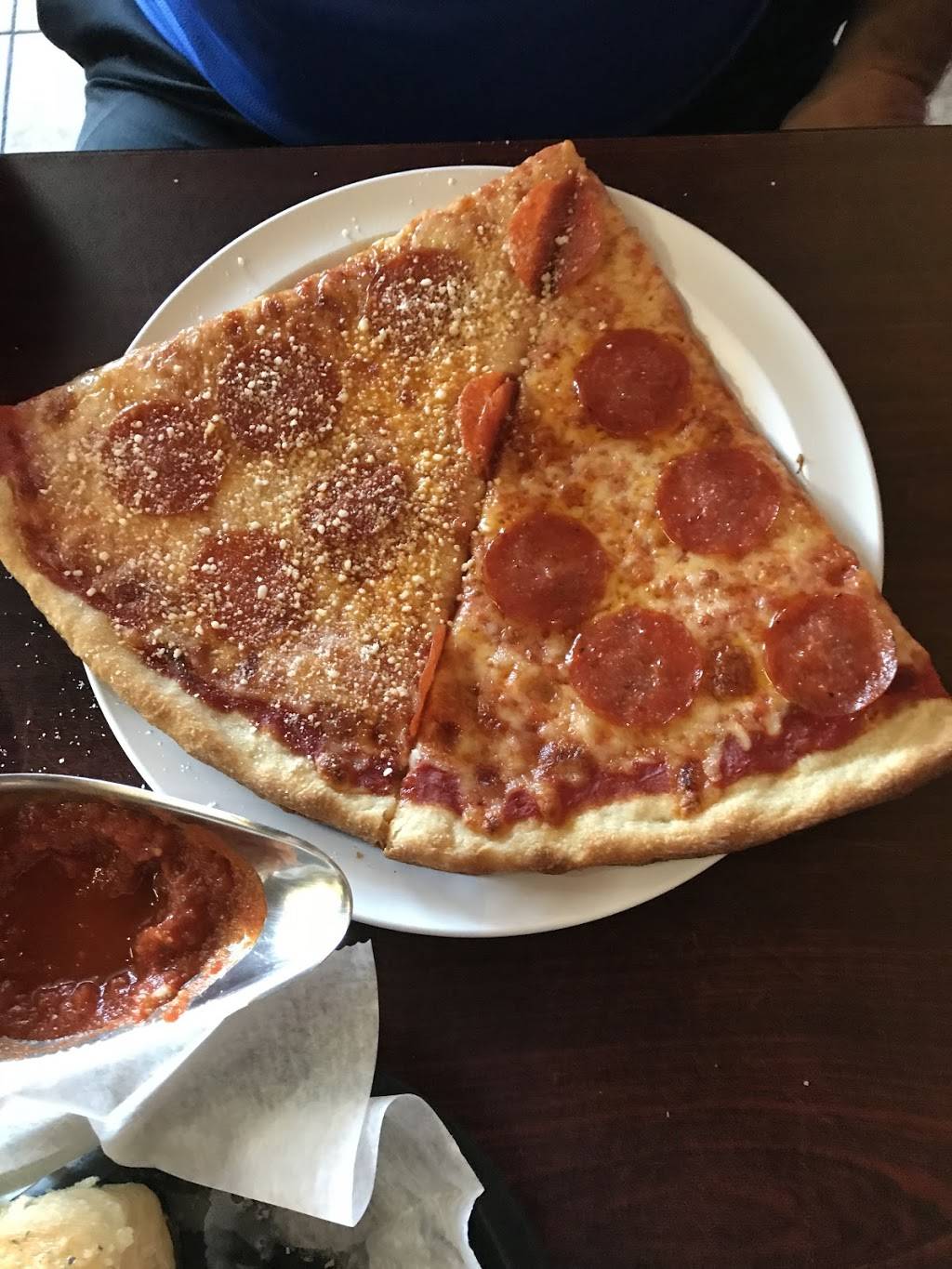 Pherraras Pizzeria | restaurant | 1200 Malabar Rd SE #7, Palm Bay, FL 32907, USA | 3213272906 OR +1 321-327-2906