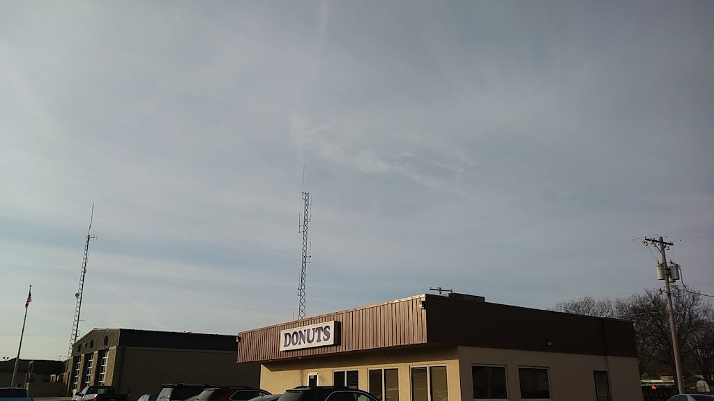Daylight Donuts | bakery | 1514 S National Ave, Fort Scott, KS 66701, USA | 6202235242 OR +1 620-223-5242