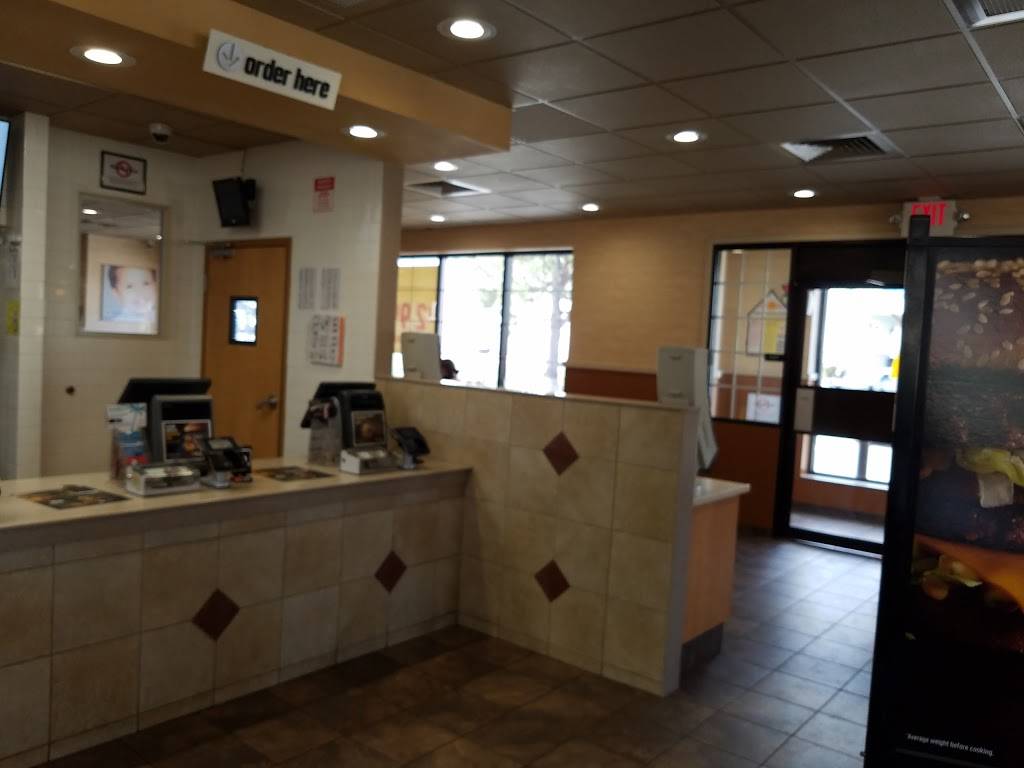 McDonalds | cafe | 19630 Fisher Ave, Poolesville, MD 20837, USA | 3013495920 OR +1 301-349-5920