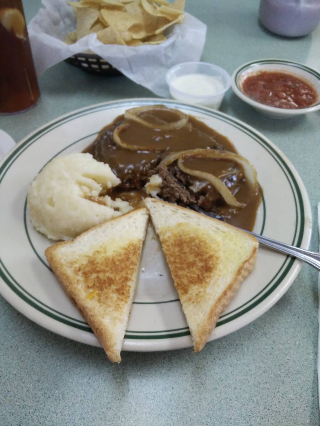 Cancuns Amerimex Restaurant | restaurant | 1585 US-77, Waxahachie, TX 75165, USA | 9723510053 OR +1 972-351-0053