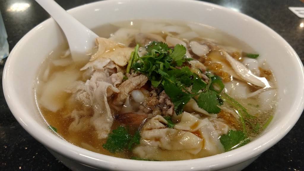 T L Noodle | restaurant | 8118 West Ln, Stockton, CA 95210, USA | 2099518118 OR +1 209-951-8118