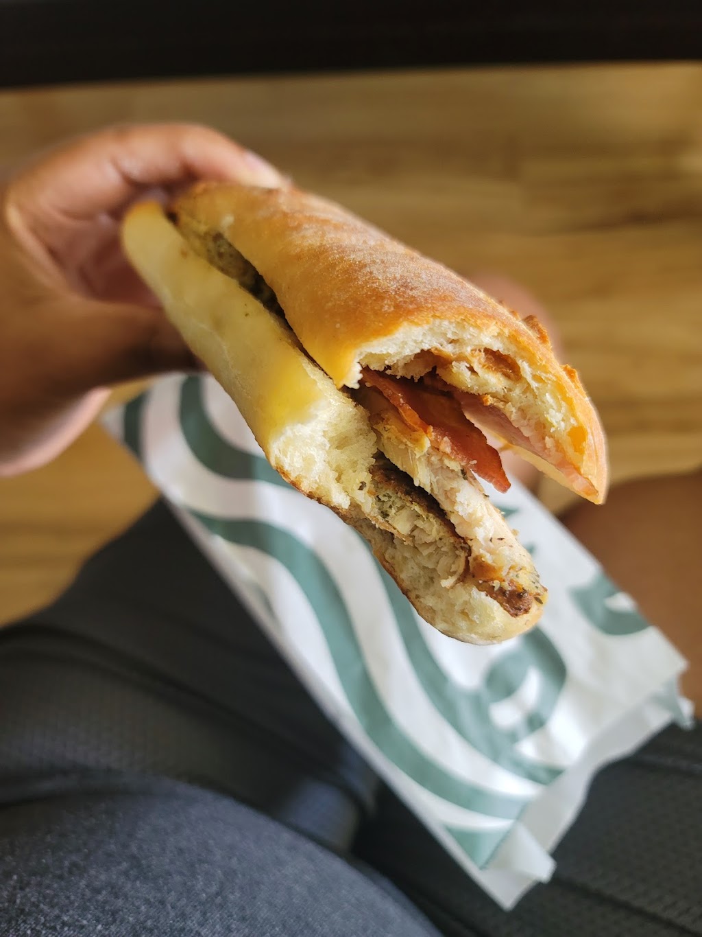 Starbucks | cafe | 7129 John F Kennedy Blvd, North Little Rock, AR 72116, USA | 5016906059 OR +1 501-690-6059