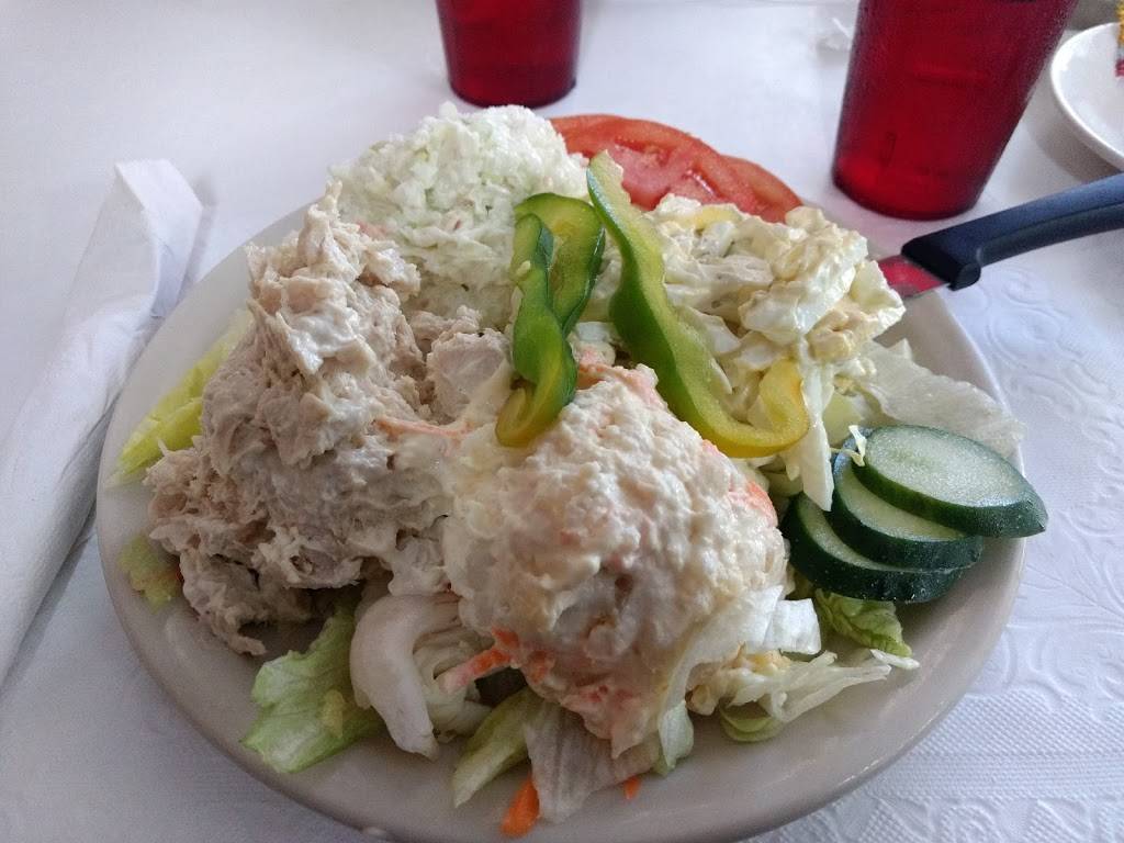 Beacon Woods Restaurant | restaurant | 12362 US-19, Hudson, FL 34667, USA | 7278620988 OR +1 727-862-0988