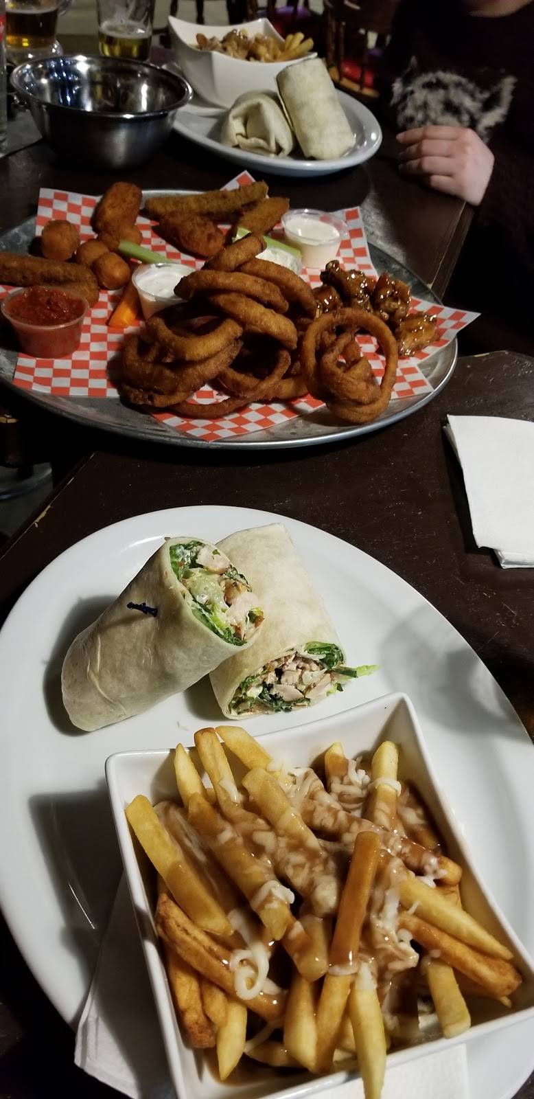 Cheers Tap & Grill | restaurant | 358 Ontario St, St. Catharines, ON L2R 5L8, Canada | 9057040676 OR +1 905-704-0676