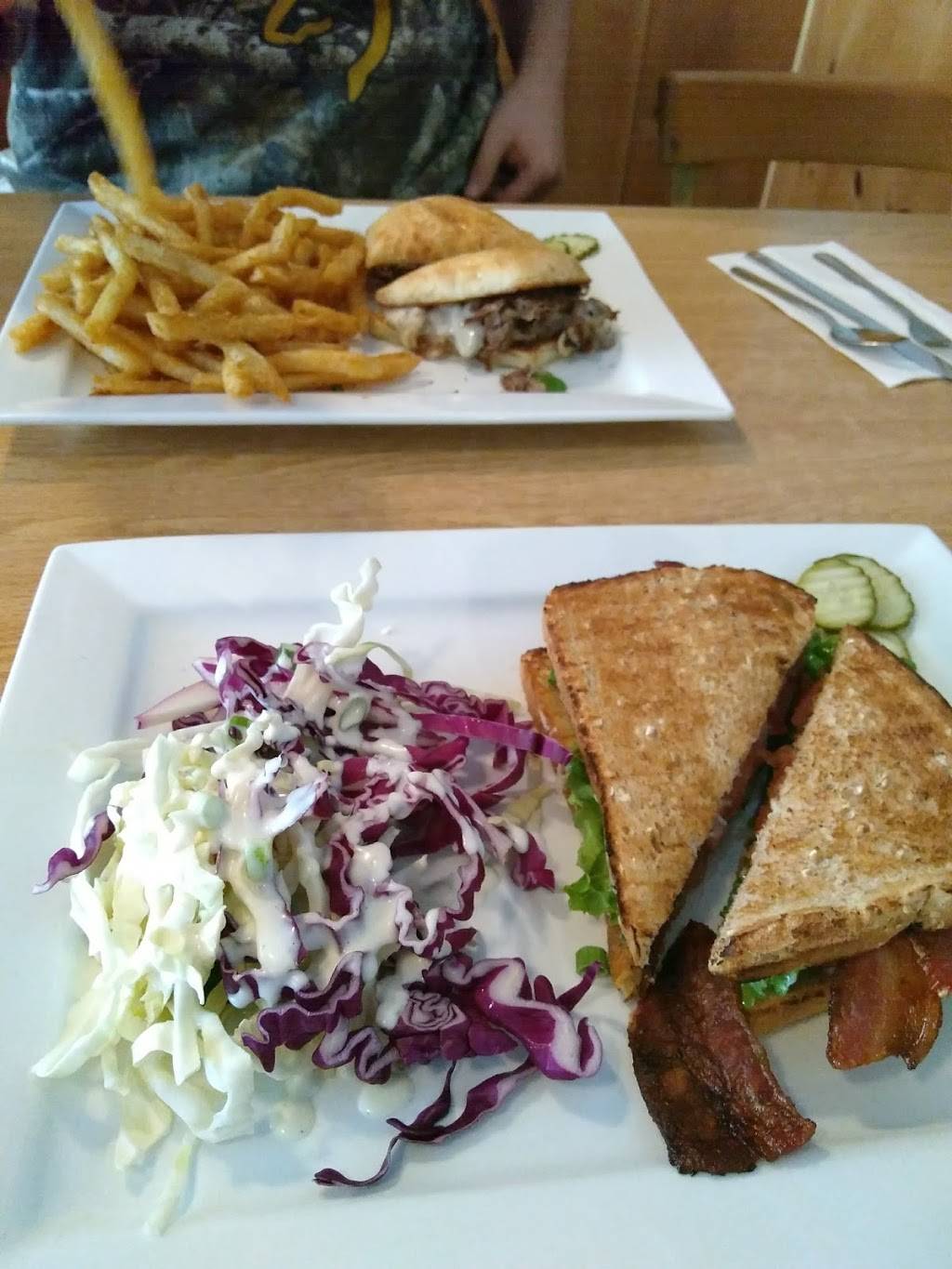 Railhouse Pub And Grill | restaurant | 1495 CA-99, Gridley, CA 95948, USA | 5307979384 OR +1 530-797-9384