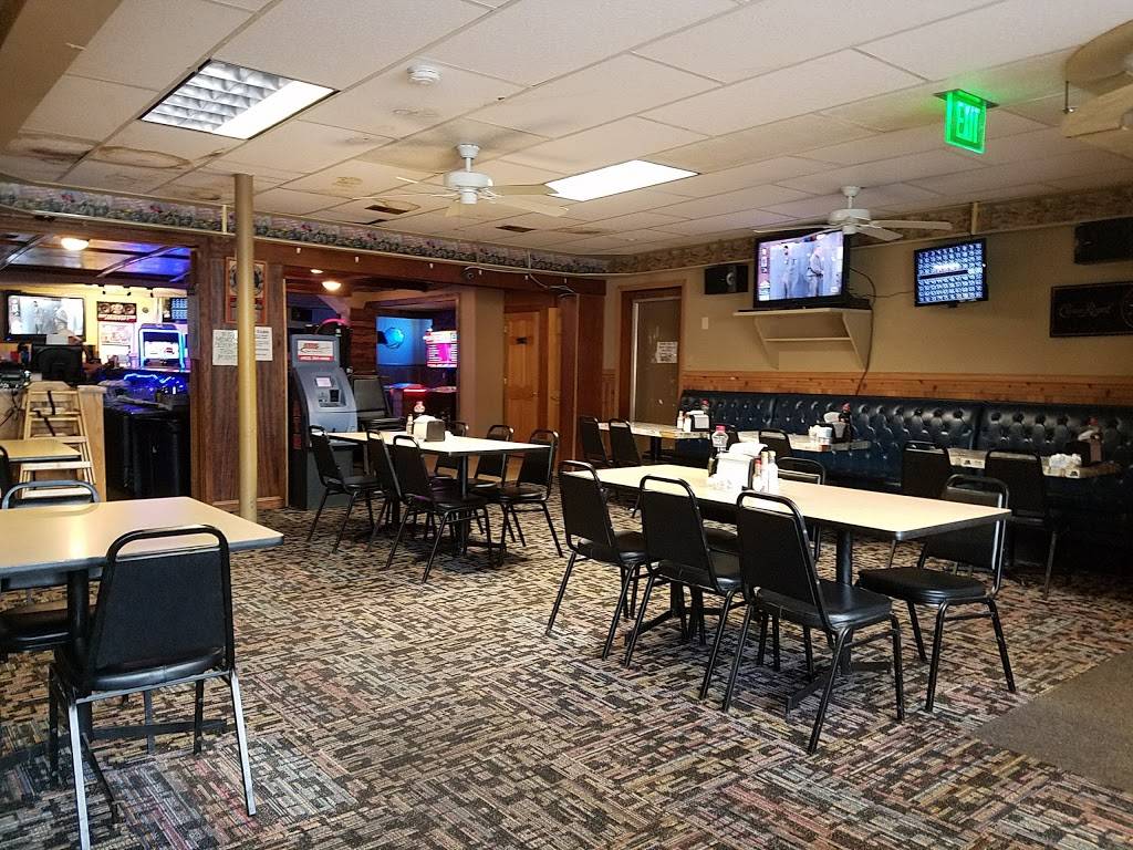 R Bar | restaurant | 310 3rd St, Waterloo, NE 68069, USA | 4027794110 OR +1 402-779-4110