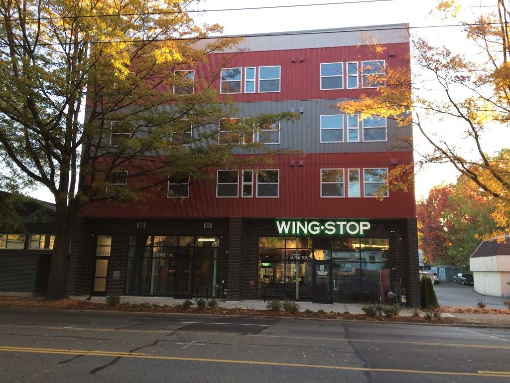 Wing Stop | restaurant | 3206 Rainier Ave S, Seattle, WA 98144, USA | 2067220346 OR +1 206-722-0346