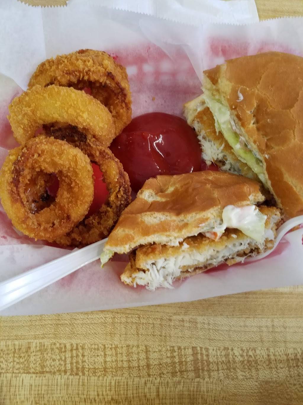 Shake Shack | restaurant | 3460 Waterlevel Hwy, Cleveland, TN 37323, USA | 4234722200 OR +1 423-472-2200