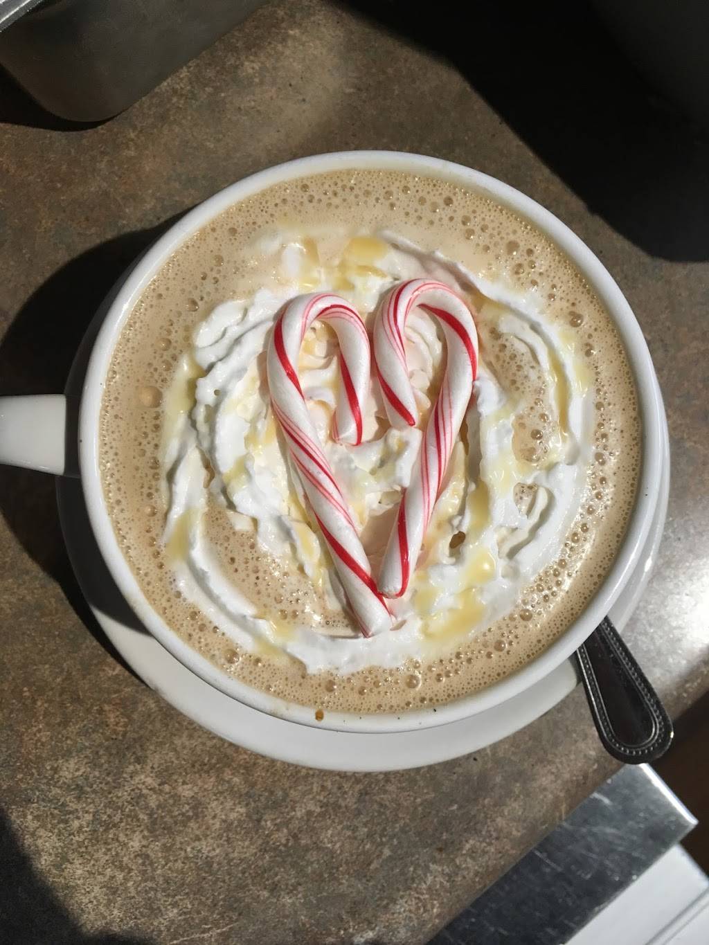 Grapevine Café | restaurant | 2058 Allouez Ave, Green Bay, WI 54311, USA | 9204692730 OR +1 920-469-2730