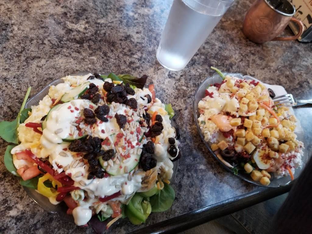 Straw Hat Pizza | restaurant | 901 Marina Village Pkwy, Alameda, CA 94501, USA | 5108648600 OR +1 510-864-8600