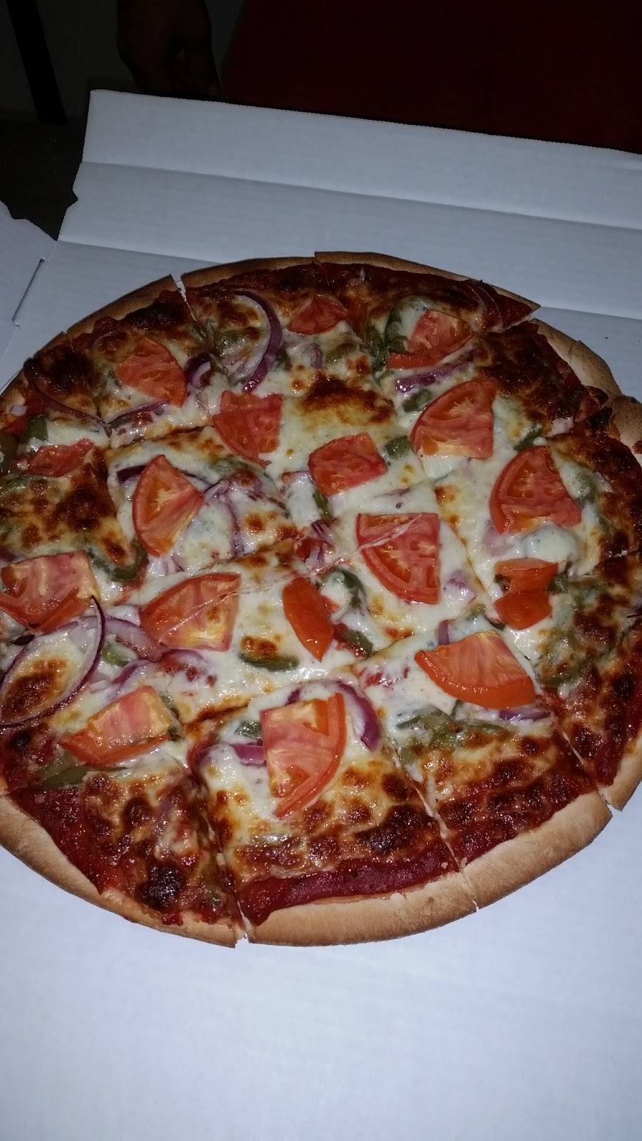 Natys Pizza 26st | restaurant | 3810, 3849 W 26th St, Chicago, IL 60623, USA | 7732778644 OR +1 773-277-8644