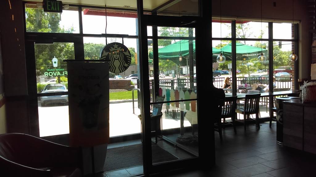 Starbucks | cafe | 12164 Shawnee Mission Pkwy, Shawnee, KS 66216, USA | 9136310174 OR +1 913-631-0174