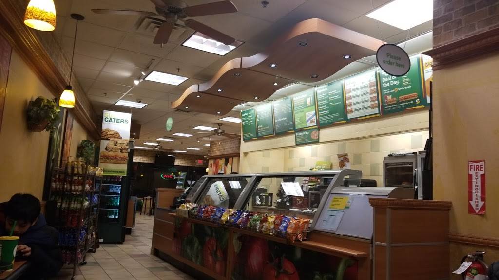 Subway Restaurants | restaurant | 61 E Mt Pleasant Ave, Livingston, NJ 07039, USA | 9732512458 OR +1 973-251-2458