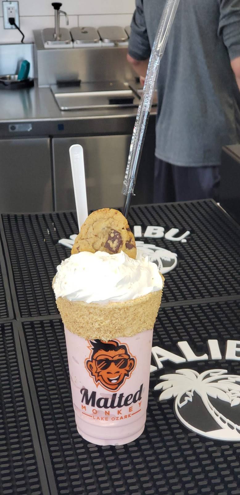 The Malted Monkey | restaurant | 1345 Bagnell Dam Blvd, Lake Ozark, MO 65049, USA | 5736939792 OR +1 573-693-9792