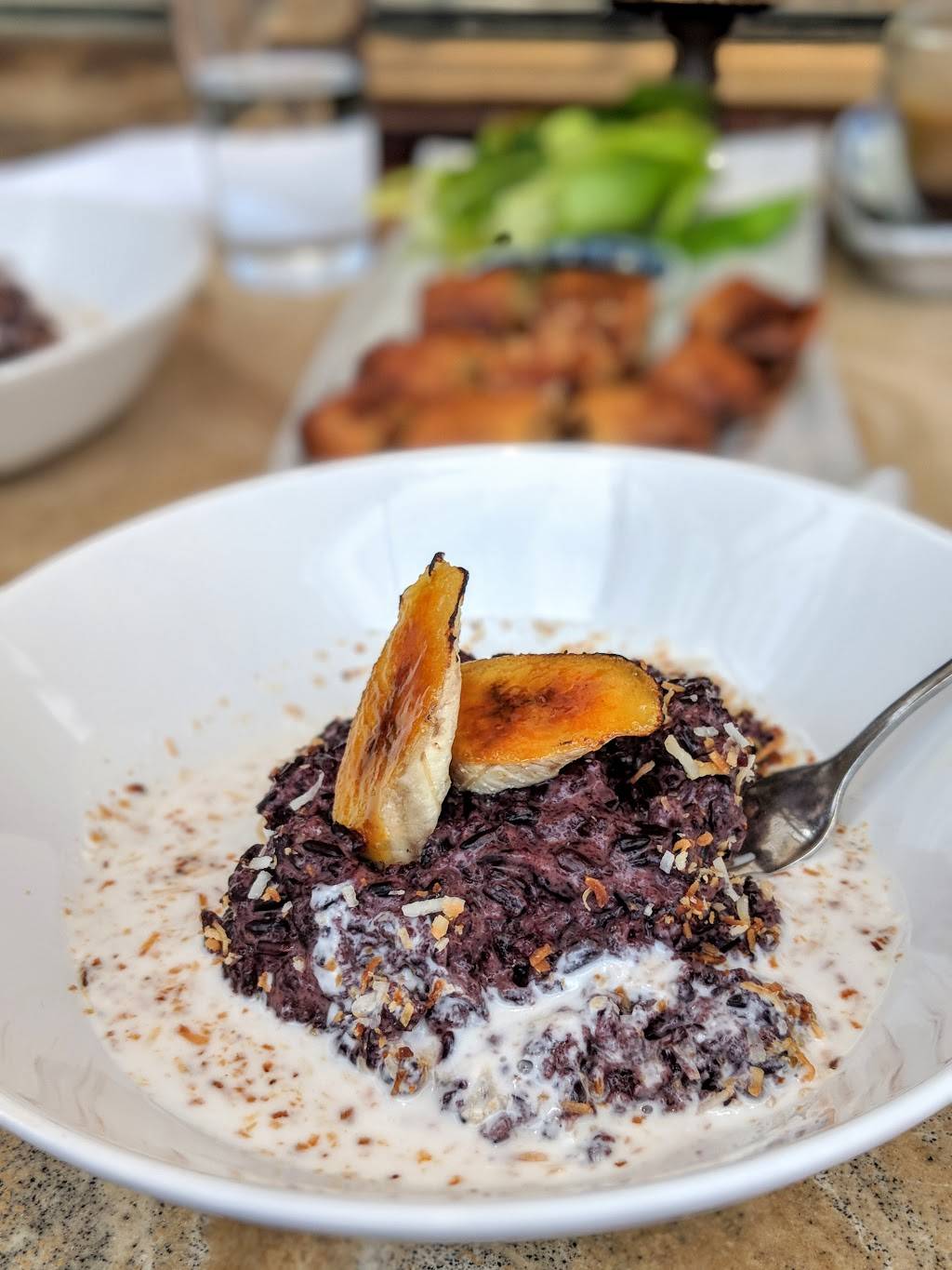 Wallflower | restaurant | 609 Rose Ave, Venice, CA 90291, USA | 4247448136 OR +1 424-744-8136