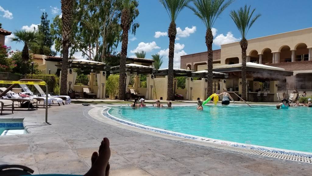 Bobs Steak & Chop House | restaurant | 2727 W Club Dr, Tucson, AZ 85742, USA | 5208772377 OR +1 520-877-2377