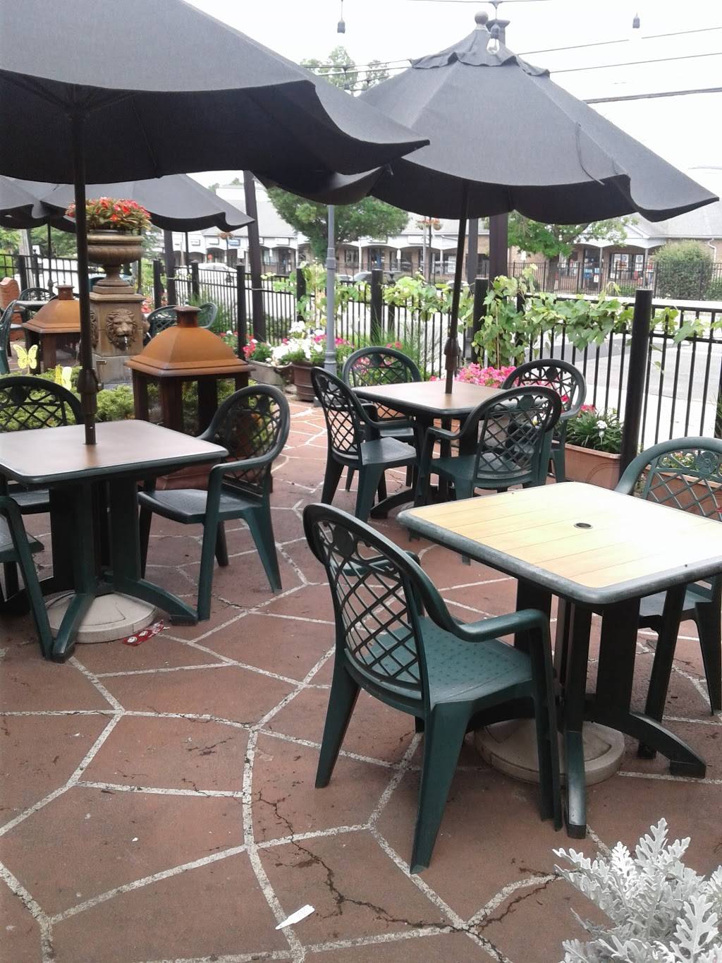 Avellino Pizza & Grille | restaurant | 445 Ridgedale Ave, East Hanover, NJ 07936, USA | 9738872821 OR +1 973-887-2821